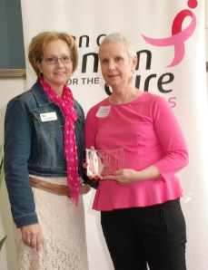 Komen St. Louis Board President Dede Hoffmann presents our 2013 Survivor of the Year Award to Lisa Oxenhandler